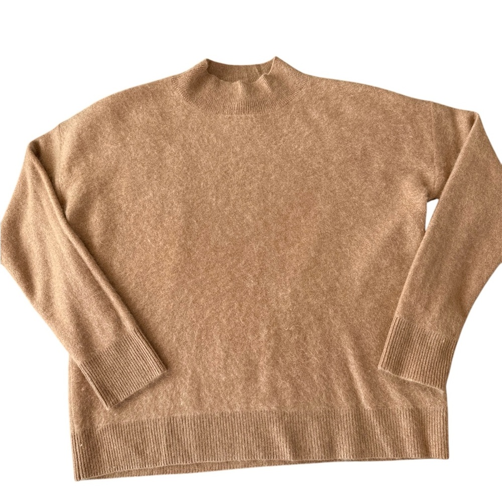 Banana Republic 100% Cashmere Camel Sweater